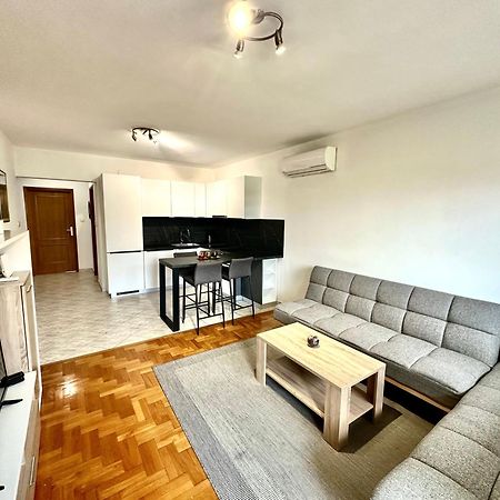 Apartment Ines 梅杜林 外观 照片